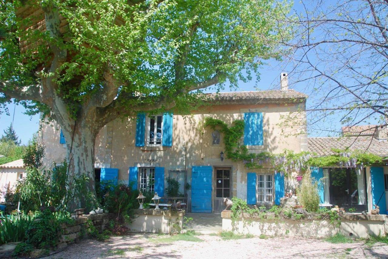 Maison d’hôte pour 15 personnes avec terrasse in Salon-de-Provence, Côte méditerranéenne (France)
