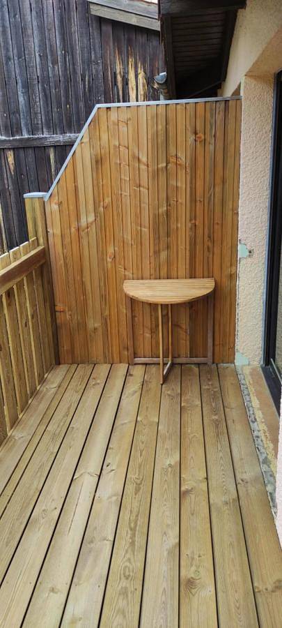 Gîte pour 5 personnes, avec terrasse ainsi que vue et jardin dans Maubuisson - 4