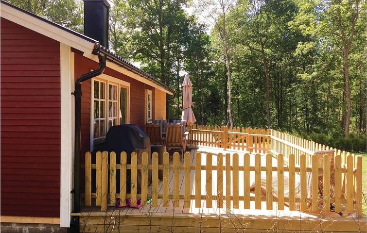 Ferienhaus für 4 Personen mit Terrasse in Ljungby, Bolmen