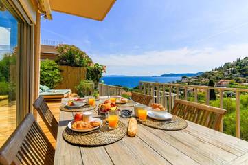 Gîte pour 4 personnes, avec terrasse dans Plage de La Fossette