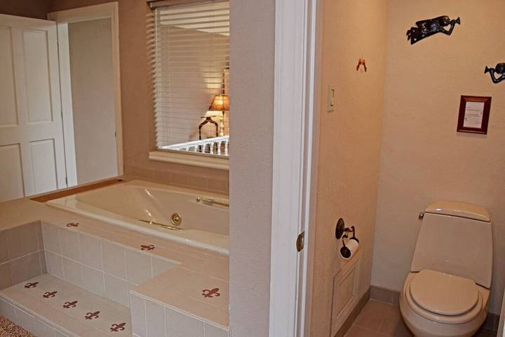 Vacation rental for 24 people, with yard and balcony in Red River