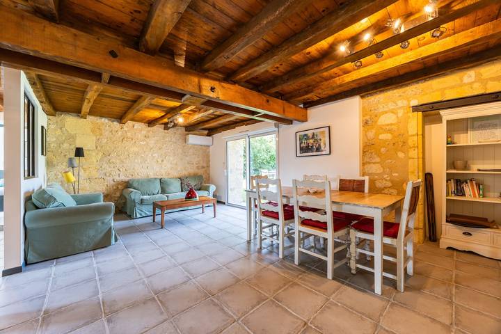 La Ferme – Château Le Noble: encanto, confort y naturaleza entre viñedos in Saint-Germain-du-Puch, Región de Libourne