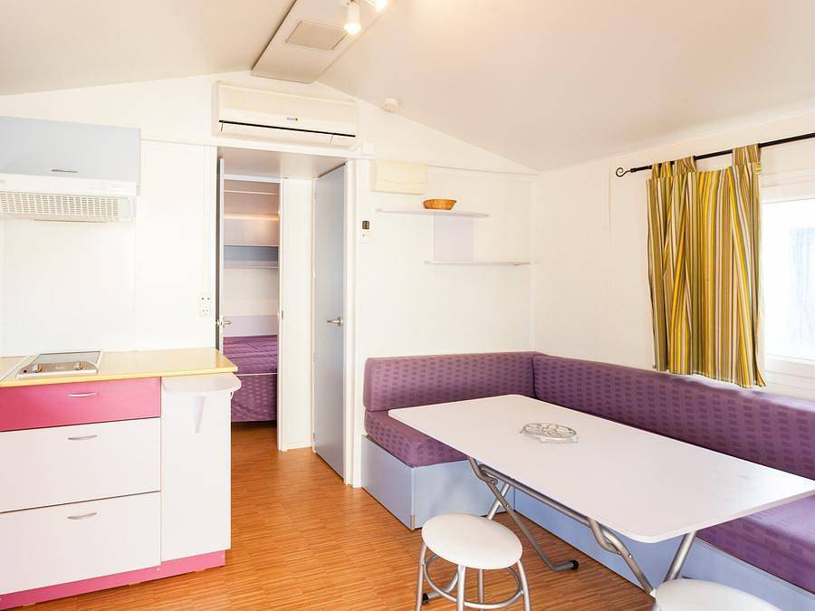 Camping La Palmeraie - Mobilhome 6 personnes - Mobil-home | Classic | 3 Ch. | 6 Pers. | Terrasse surélevée | Clim. in Torreilles, Côte d'Améthyste