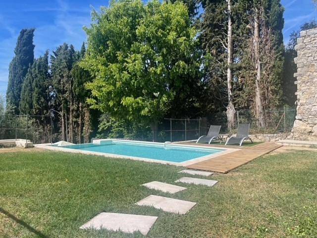 Villa pour 6 personnes, avec Balcon et Terrasse ainsi que Jardin et Piscine à Opio - 3
