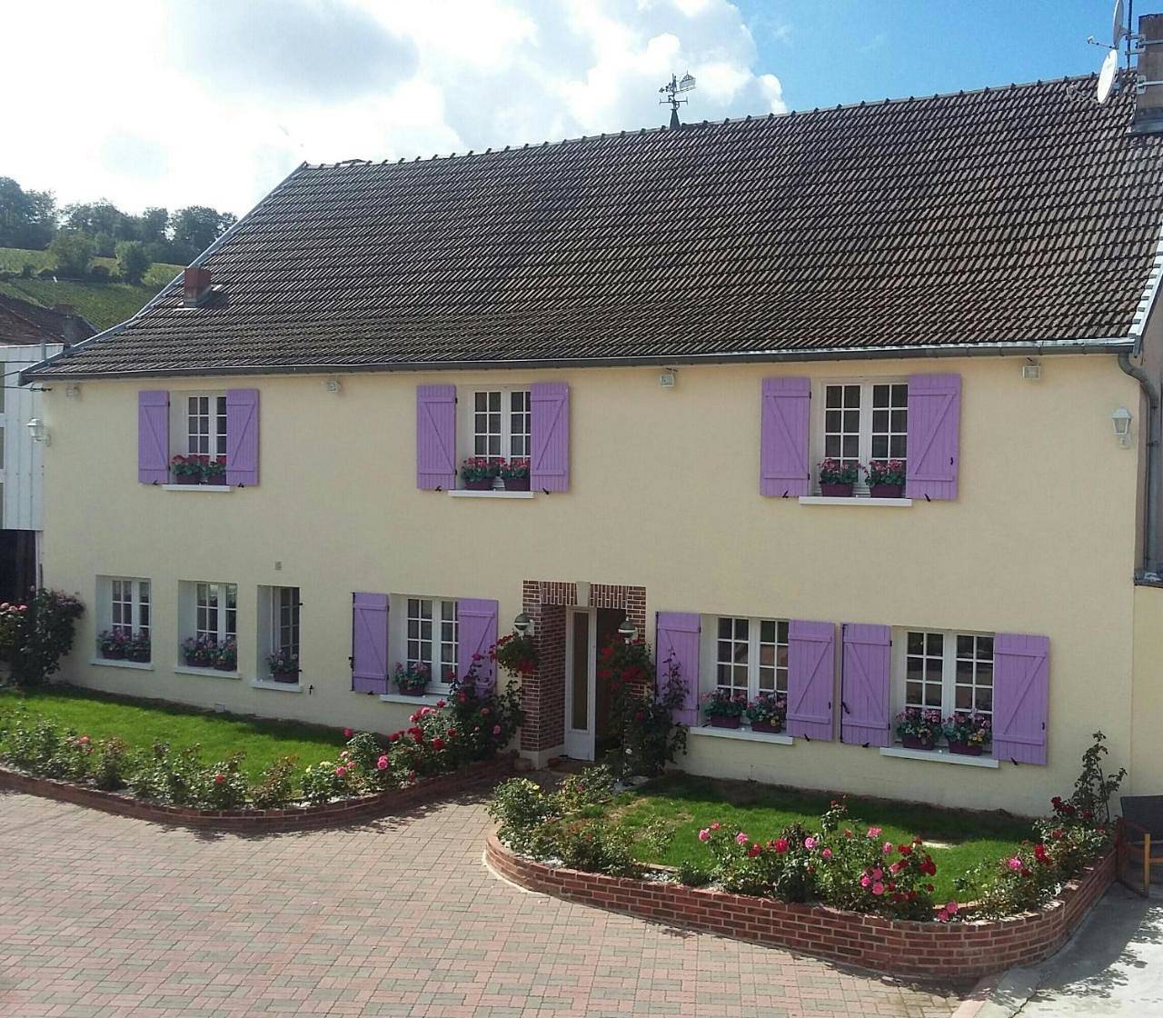 Gîtes de Chavot Bellevue in Chavot-Courcourt, Marne