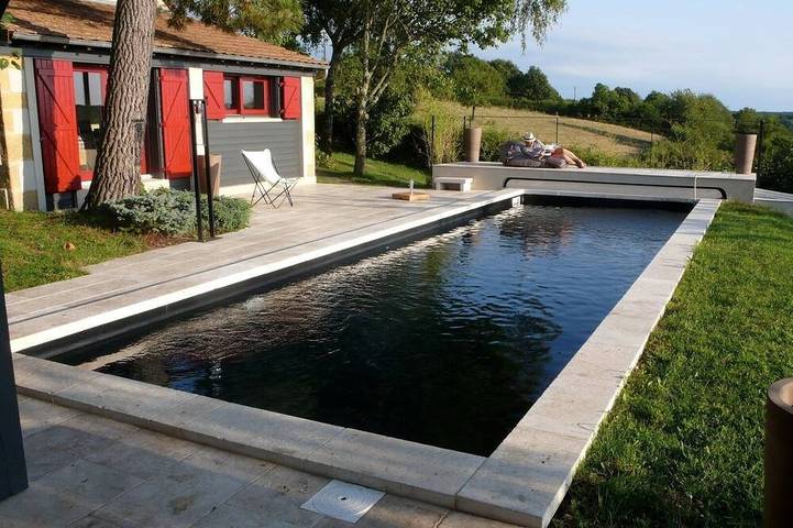 Location de vacances pour 14 personnes, avec terrasse et jardin dans Rigny-sur-Arroux