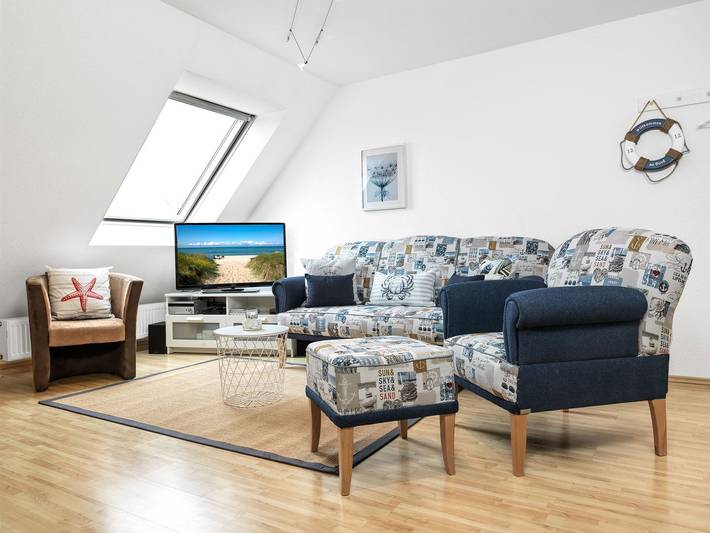 Ferienwohnung für 4 Personen, mit Ausblick und Sauna sowie Garten in Weitendorf-Hof