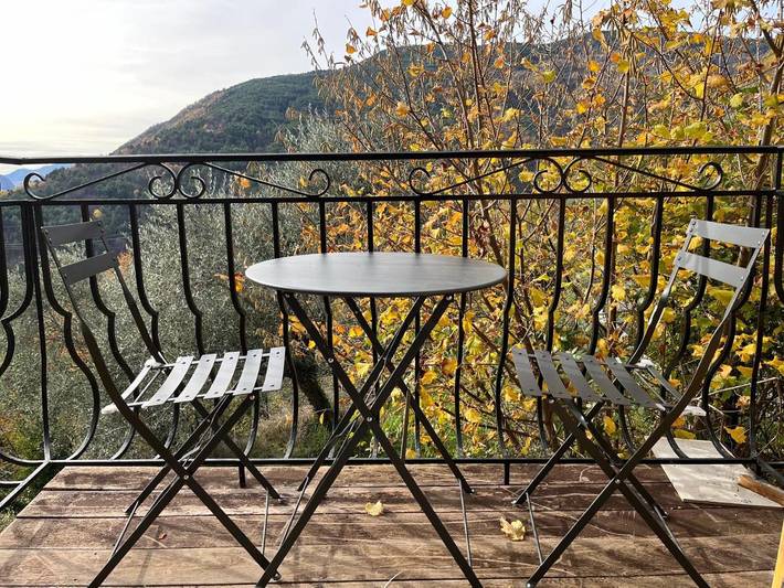 Location de vacances pour 4 personnes, avec vue ainsi que jardin et terrasse, animaux acceptés à Lantosque - 3