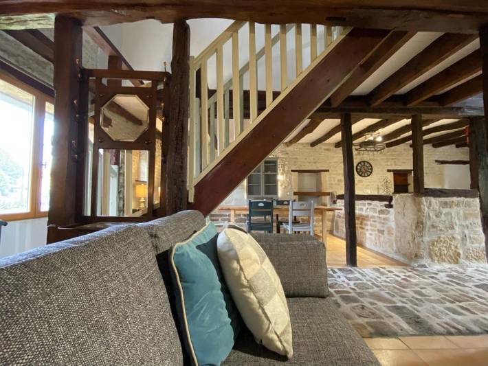 Location de vacances pour 8 personnes, avec Jardin et Piscine à Sauzé-Vaussais