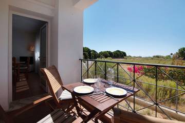 Gîte pour 4 personnes, avec balcon à Manta Rota