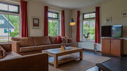 Bungalow voor 9 Personen in Vlagtwedde, Provincie Groningen, Afbeelding 1