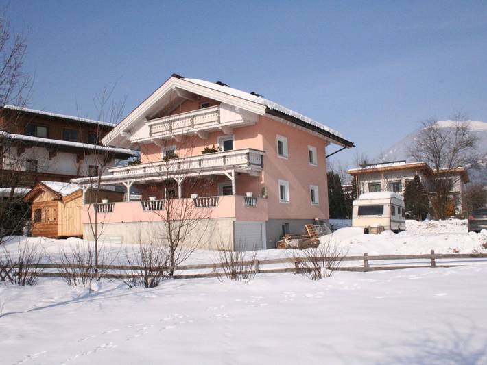 Ganze Wohnung, Wohnung in Aschau nahe Ski Hochzillertal in Tuxer Alpen, Aschau im Zillertal