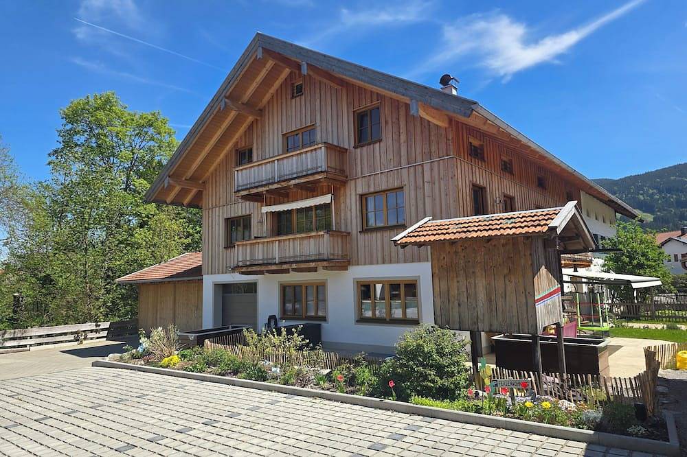 Ganze Wohnung, Gemütliche Ferienwohnung im Isarwinkel in Gaißach, Bayerische Alpen