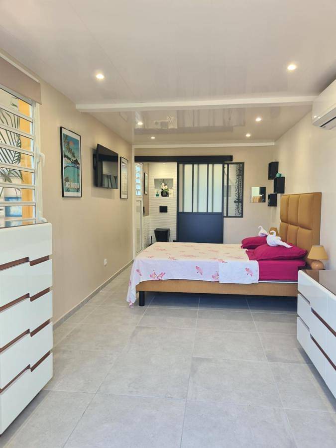 Chambre d’hôte pour 2 personnes, avec vue dans Le Marin - 2