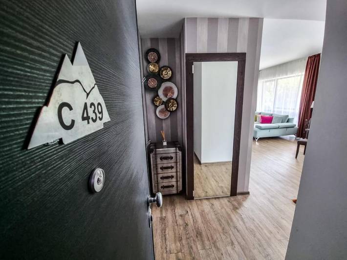 Gîte pour 4 personnes, avec piscine ainsi que vue et jardin dans Poiana Brasov - Brasov - 2