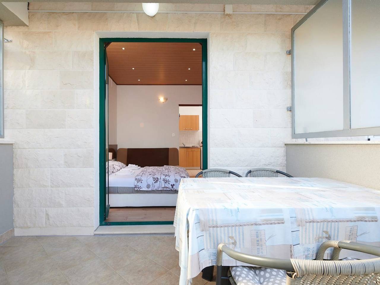 Ganze Wohnung, Ferienwohnung für 4 Personen mit Garten in Kastel Stafilic, Kaštela