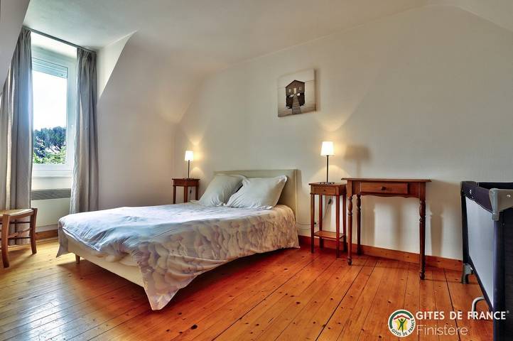 Encantadora casa rural con jardín y aparcamiento, a 400 m de la playa de Léhan in Treffiagat, Region de Quimper