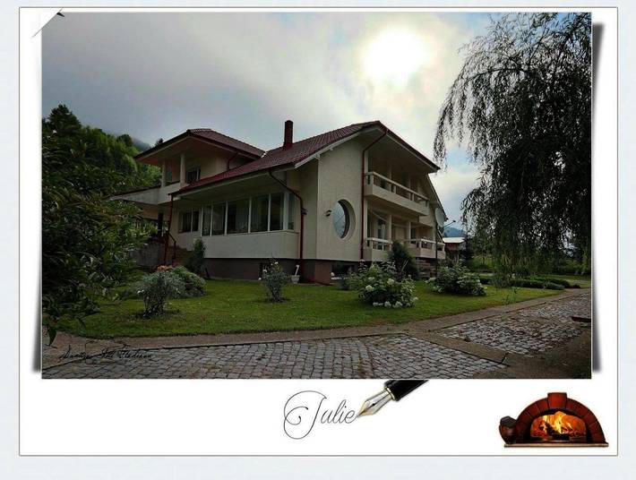 Maison d’hôte pour 3 personnes, avec Balcon et Terrasse ainsi que Jardin et Vue dans Bicaz