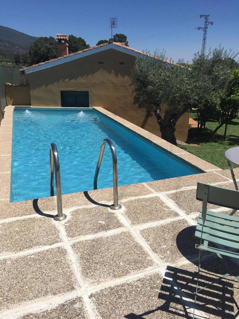 Two-Bedroom House in Candeleda, Valle del Tiétar