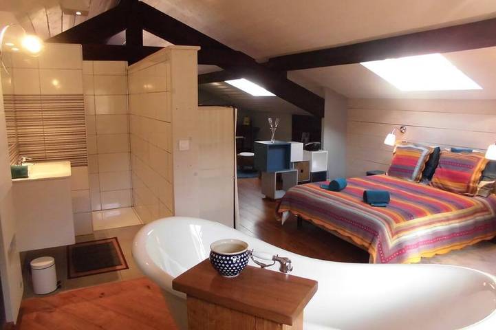 Gîte pour 2 personnes, avec jardin et terrasse à Treschenu-Creyers - 4