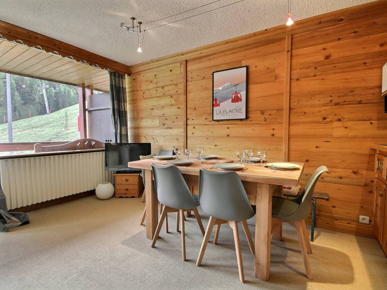 Appartement entier, Appartement 3 pièces au pied des pistes avec balcon in Plagne Centre, La Plagne-Tarentaise