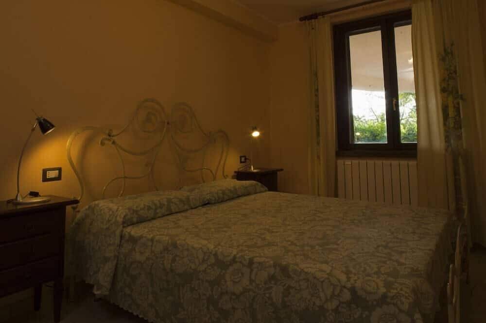 La Ficoncella .. Hylkyssä Vihreään, Kivenheiton Päässä Kaupungista in Viterbo, Provincia de Viterbo