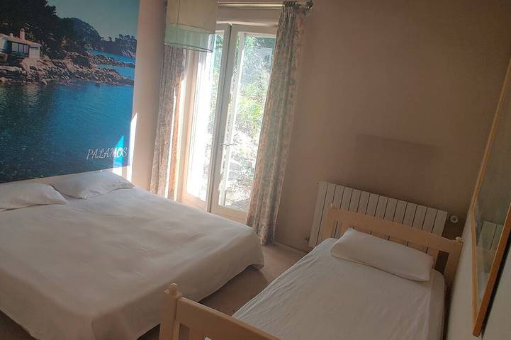 Location de vacances pour 8 personnes, avec jardin et terrasse à Savasse - 3