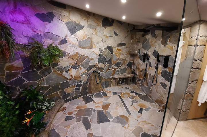 Ferienwohnung für 5 Personen, mit Whirlpool und Garten sowie Sauna in Freital - 4