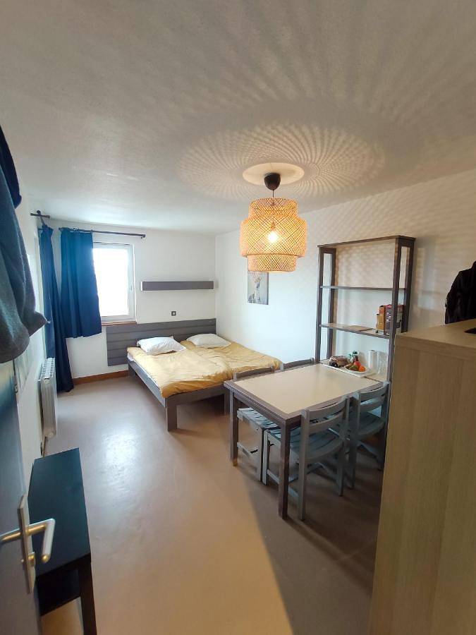 Appartement de vacances pour 5 personnes, avec vue sur le lac ainsi que terrasse et vue