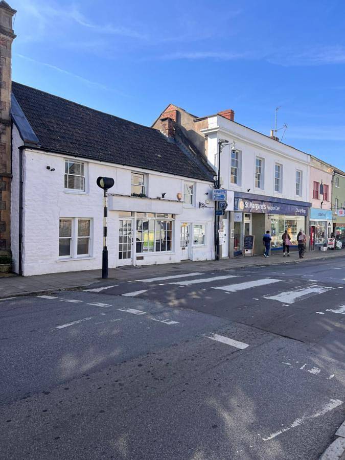 Bed and breakfast for 2 people in Glastonbury