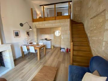 Gîte pour 4 personnes, avec vue et jardin à Saint-Émilion
