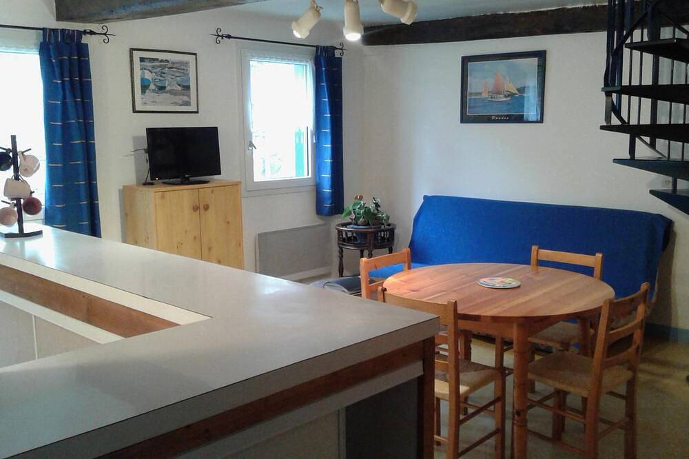 Ganze Wohnung, Wohnung zur Miete in Trèguier, Stadt mit Charakter in der Nähe des Meeres, für 4 Personen in Tréguier, Rosa Granitküste