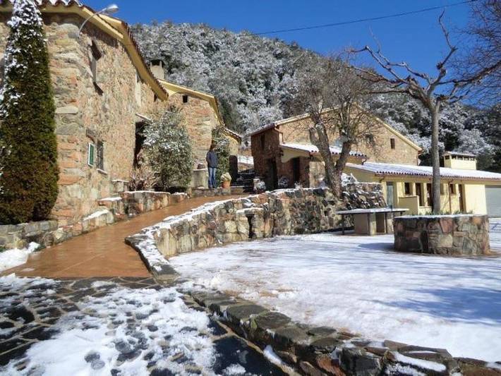 Location de vacances pour 4 personnes, avec Terrasse et Jardin ainsi que Piscine et Vue à Montseny - 3
