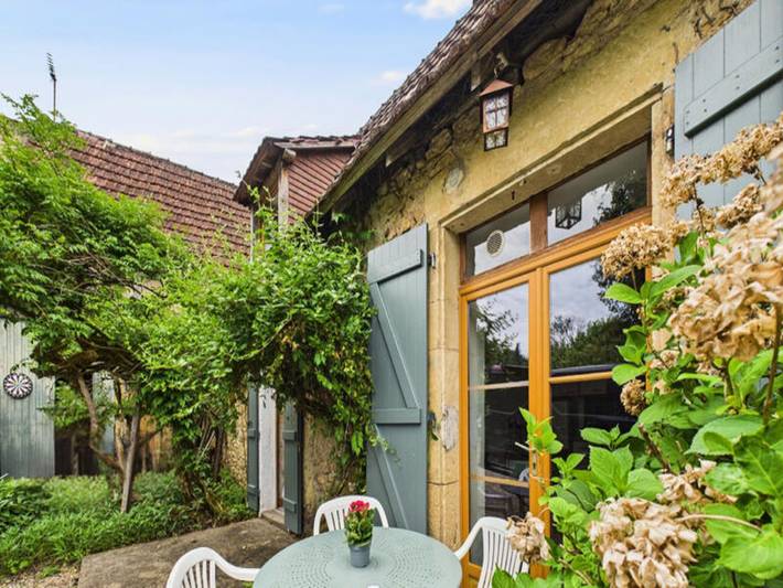 Appartement de vacances pour 4 personnes, avec piscine et jardin