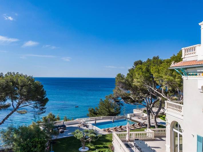 Villa pour 10 personnes, avec Balcon et Terrasse ainsi que Jardin et Piscine à La Seyne-sur-Mer