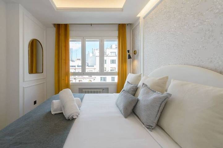 Ganze Wohnung, Gran Via capitals, PARiS in Centro (Madrid), Madrid