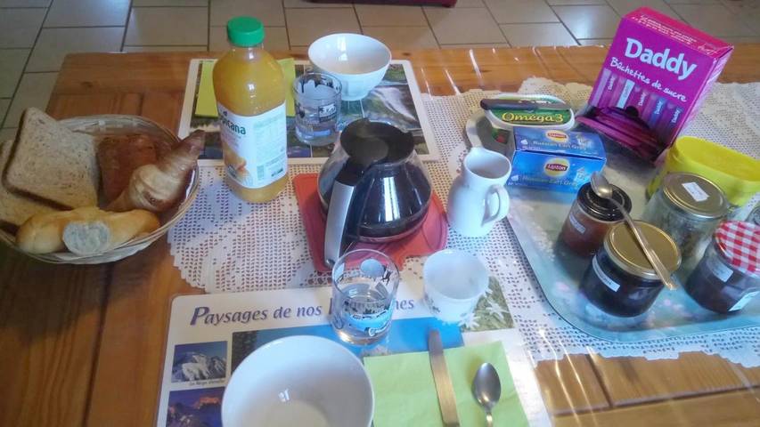 Gîte pour 3 personnes, avec vue et jardin à Selonnet - 4