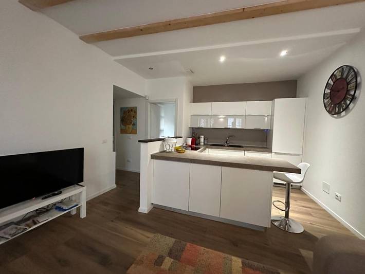 Ferienwohnung für 3 Personen, mit Balkon und Whirlpool - 1