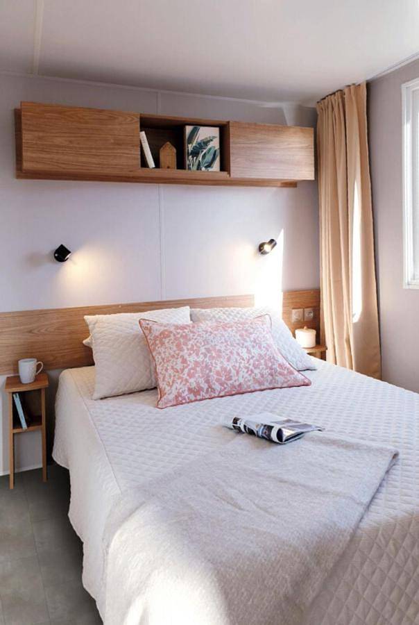 Camping pour 8 personnes, avec piscine et jacuzzi ainsi que sauna et jardin à Valras-Plage - 2