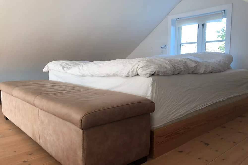 Beautiful guest house with 2 double beds perfect for relaxing getaway in Tjøme