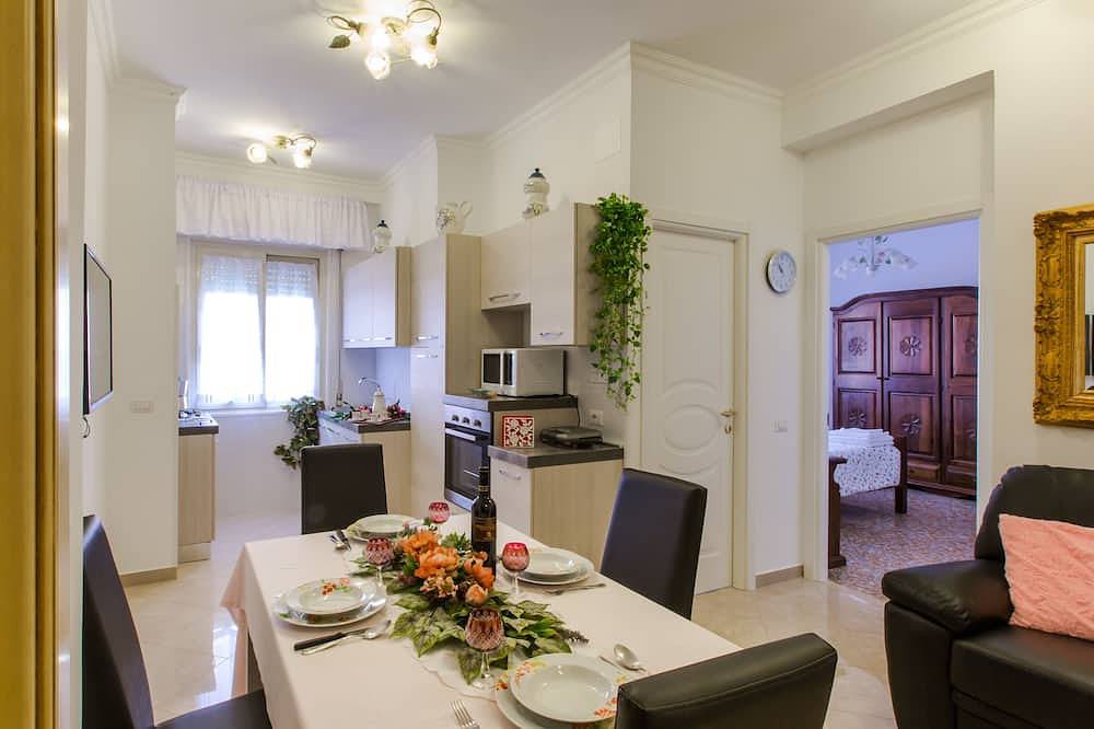 Apartamento entero, Apartamento \"Primavera holidayhouse” centro Roma 100m del Vaticano Free Wifi in El Vaticano, Provincia de Roma