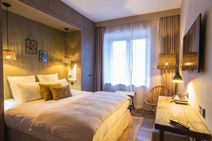 Hôtel pour 7 personnes, avec jacuzzi et sauna ainsi que jardin et piscine, animaux acceptés dans Office De Tourisme De Beaufort - 4