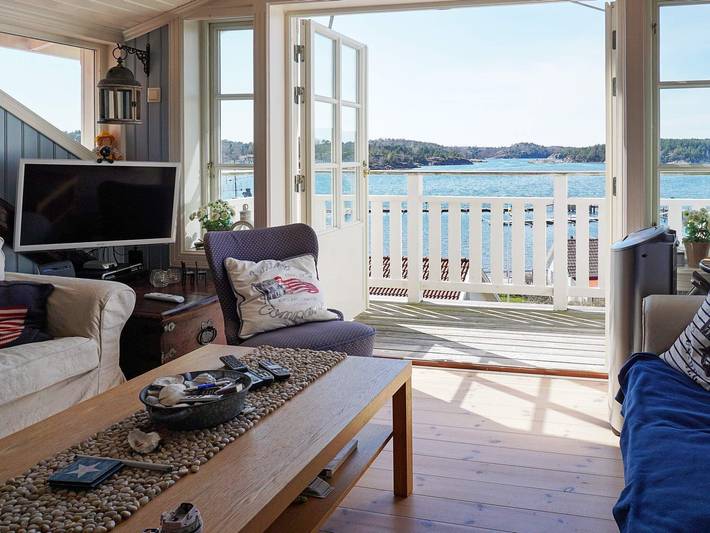 Ferienhaus für 9 Personen, mit Terrasse und Garten in Tanum