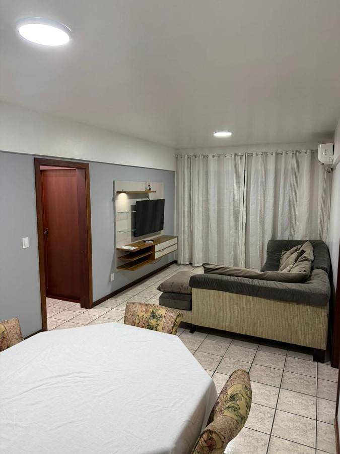 Casas e apartamentos de temporada para 8 pessoas, com terraço e vista, com animais de estimação em Balneário Camboriú