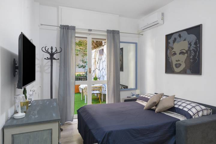 Geheel appartement, Appartement 'Lally's Nest' met privéterras, wifi en airconditioning in Rapallo (Stad), Rapallo en omgeving