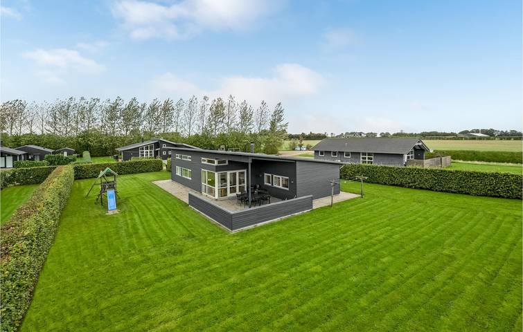 Ferienhaus für 10 Personen, mit Terrasse und Whirlpool sowie Garten und Sauna in Råde Strand