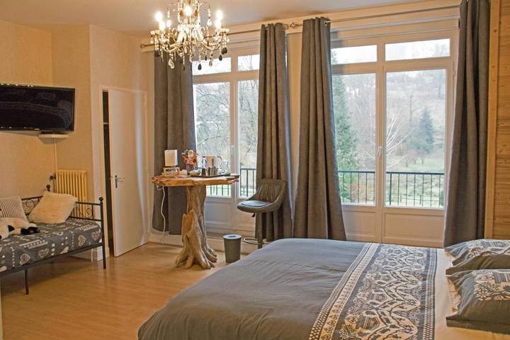 Location de vacances pour 2 personnes, avec Balcon et Terrasse ainsi que Jardin et Vue à Saint-Maurice-sur-Moselle - 2