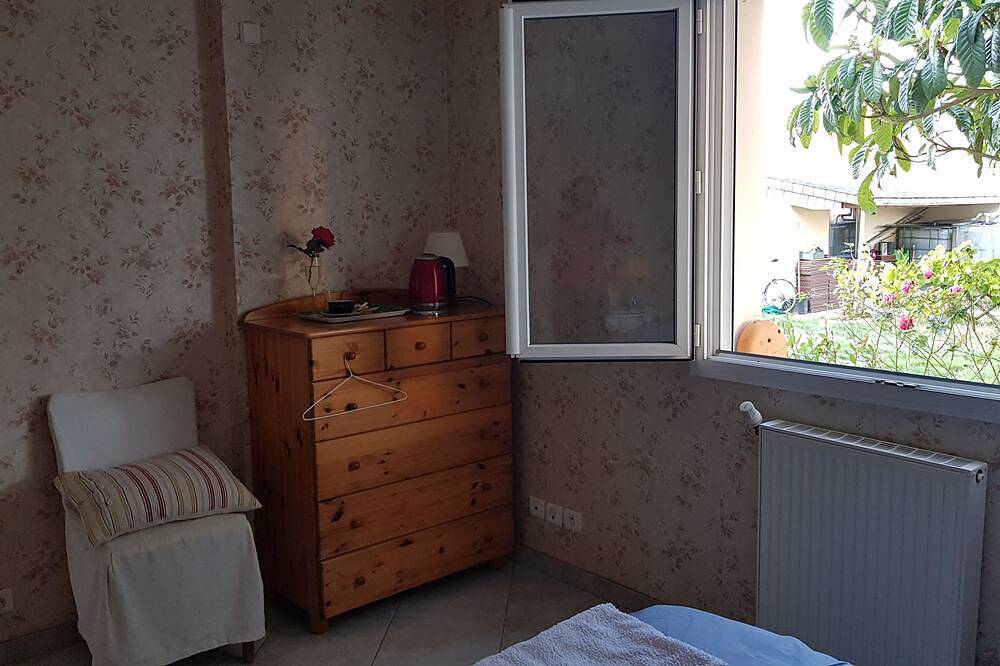 Chambre privée accès indépendant, 2 pas Polyclinique, Zénith, 20min centrenantes in Saint-Herblain, Région de Nantes