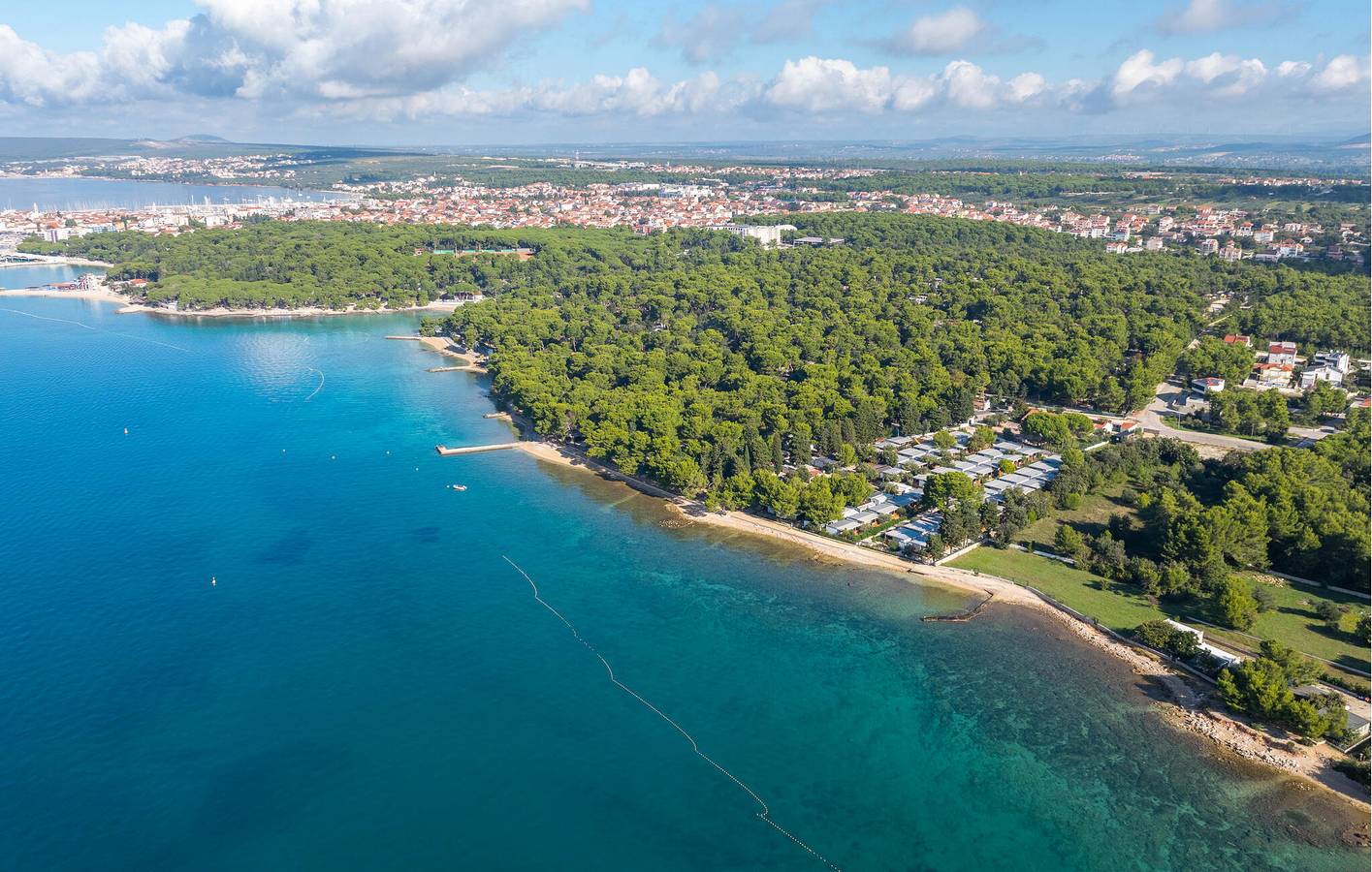 Gemütliche Ferienwohnung in Strandnähe mit WLAN, Klimaanlage und kostenlosen Parkplätzen in Biograd na Moru, Zadar