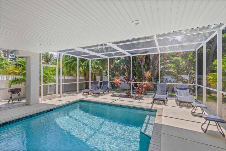 Ferienhaus für 8 Personen, mit Garten und Balkon sowie Pool - 1
